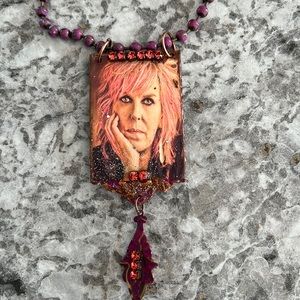 Lucinda Williams Choker